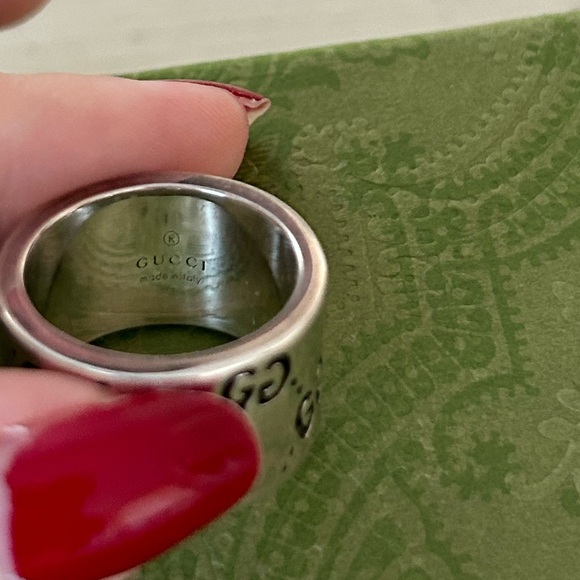 ❤️Gucci Ghost Skull G Silver Ring w/ Box❤️ - Picture 5 of 5